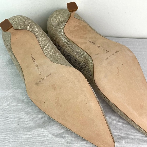 Manolo Blahnik Gold Glitter Fabric Pointy Suede Pumps Size 39 Made in Italy - Picture 7 of 7